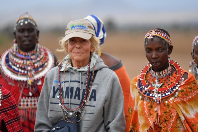 happy-tourist-with-maasai-women