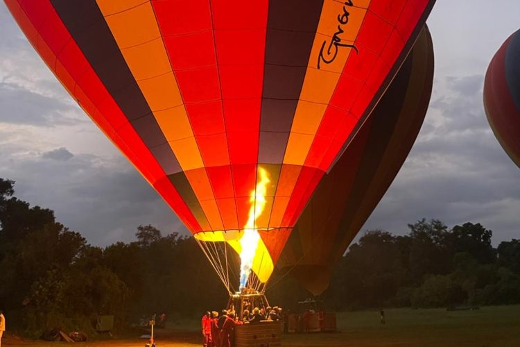 hot-air-balloon